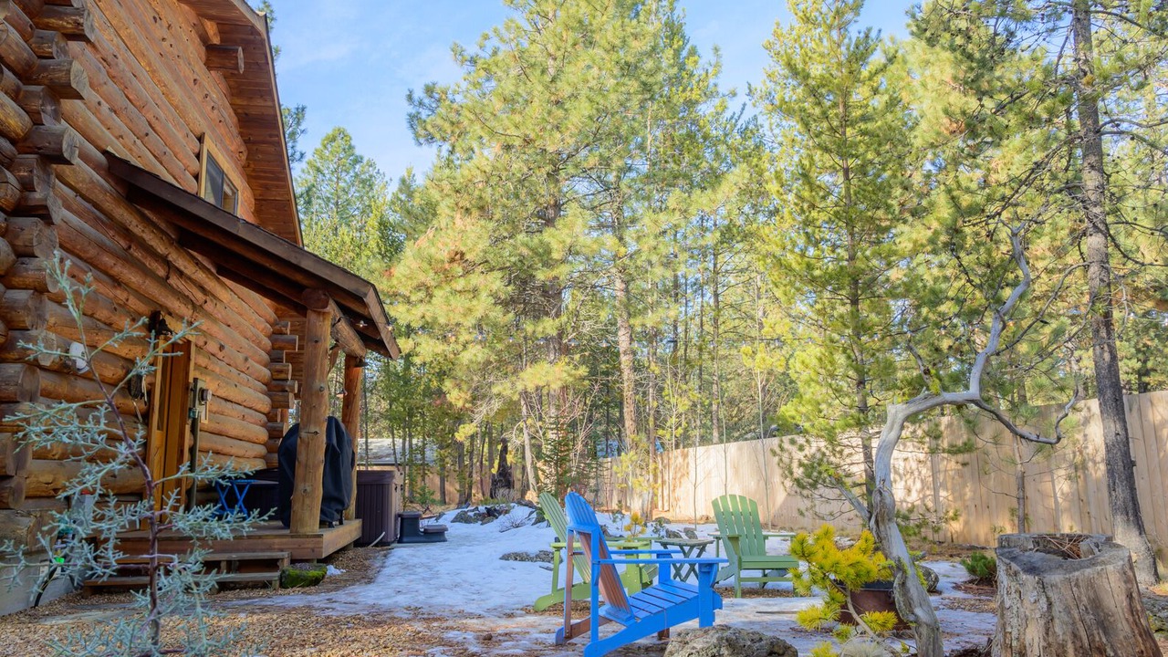 Photo of Patio Balcony in Oregon Water Wonderland