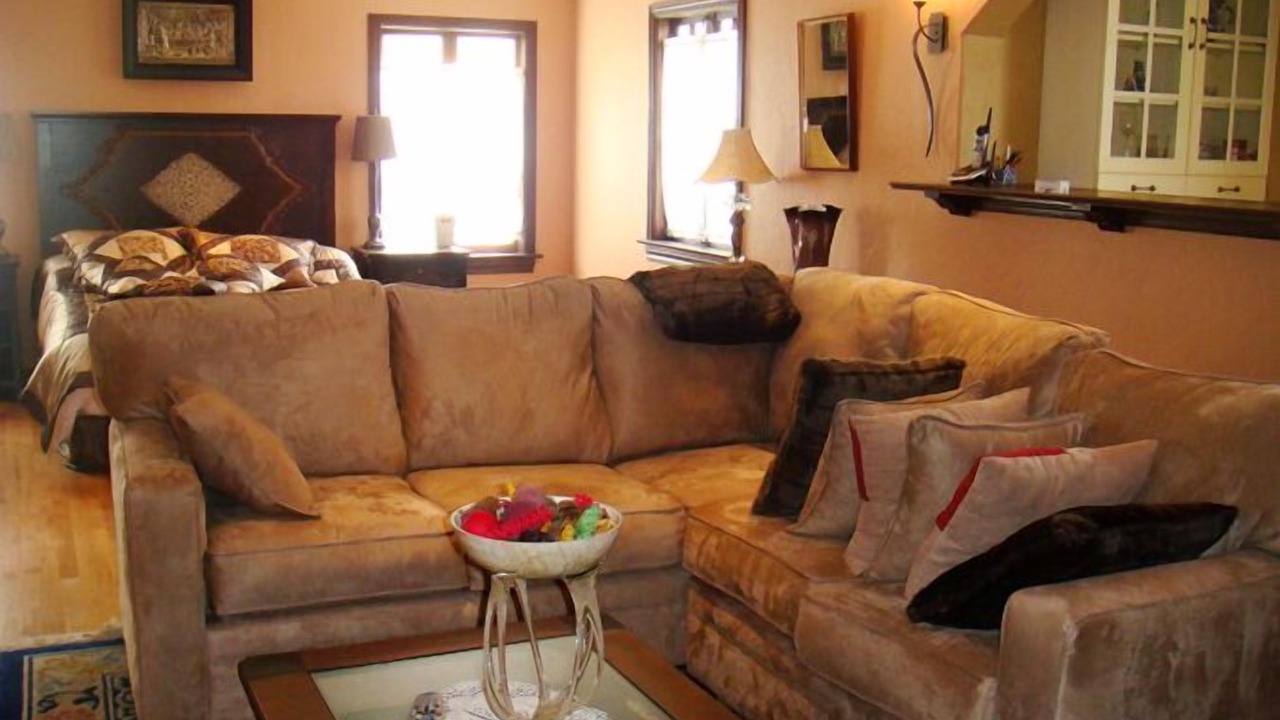 Photo of Livingroom in Merced Manor