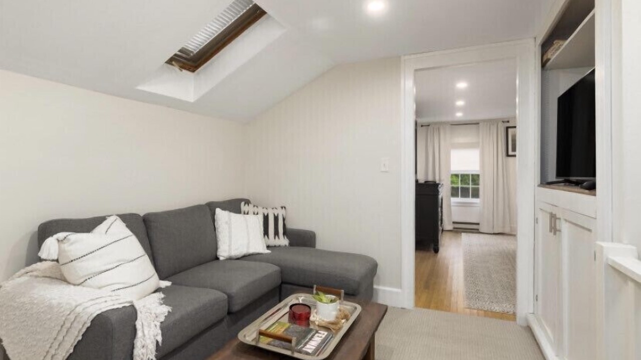 Photo of Livingroom in Hamilton