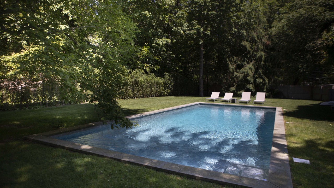 Photo of Outdoor in East Hampton North