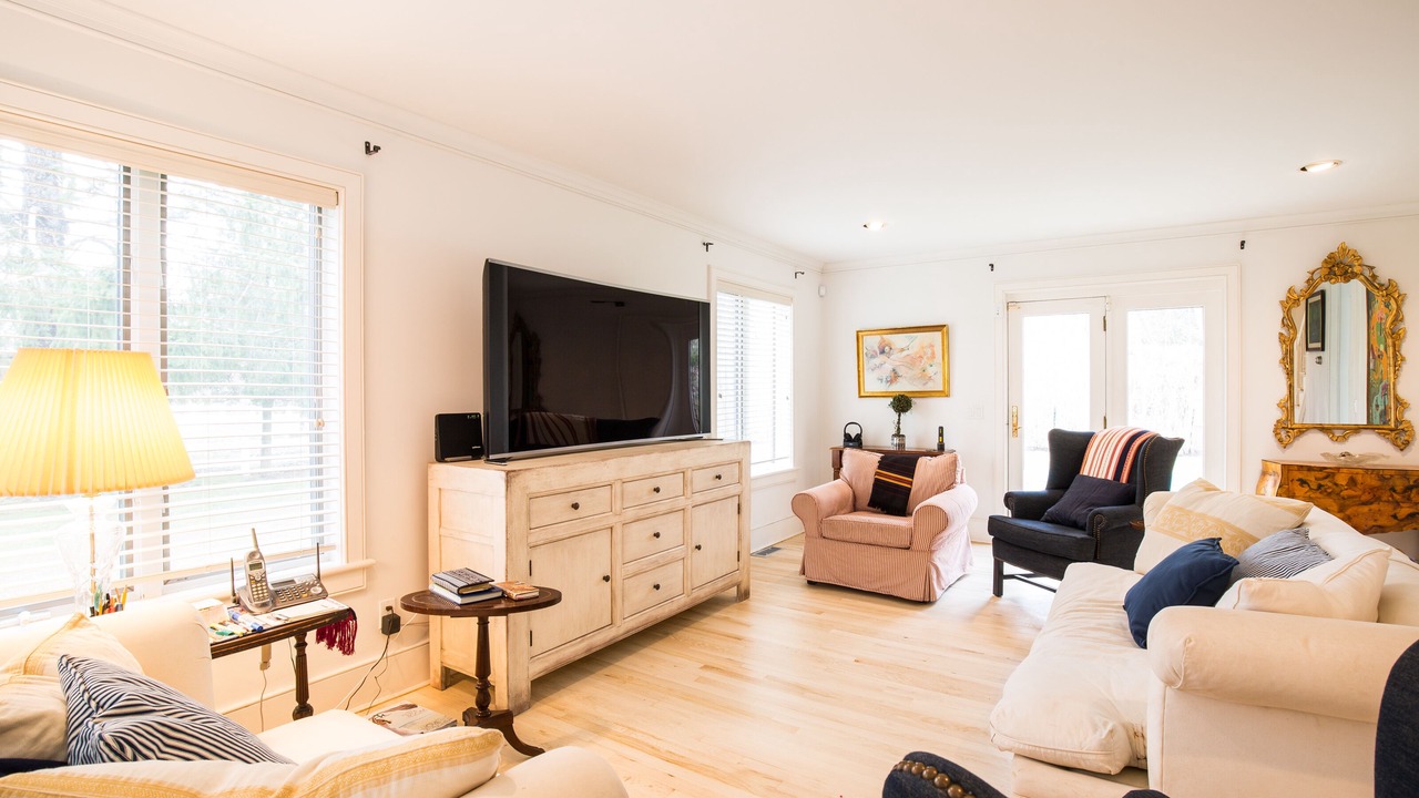 Photo of Bedroom in East Hampton North