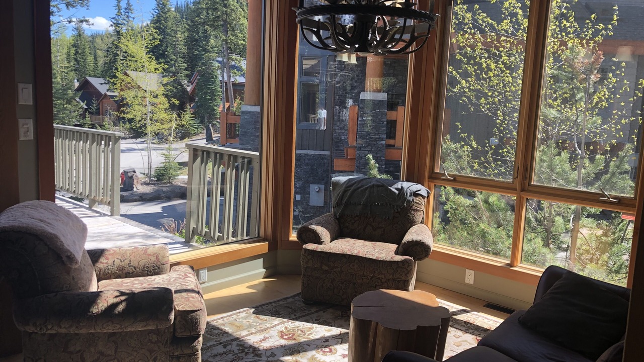 Photo of Livingroom in Golden