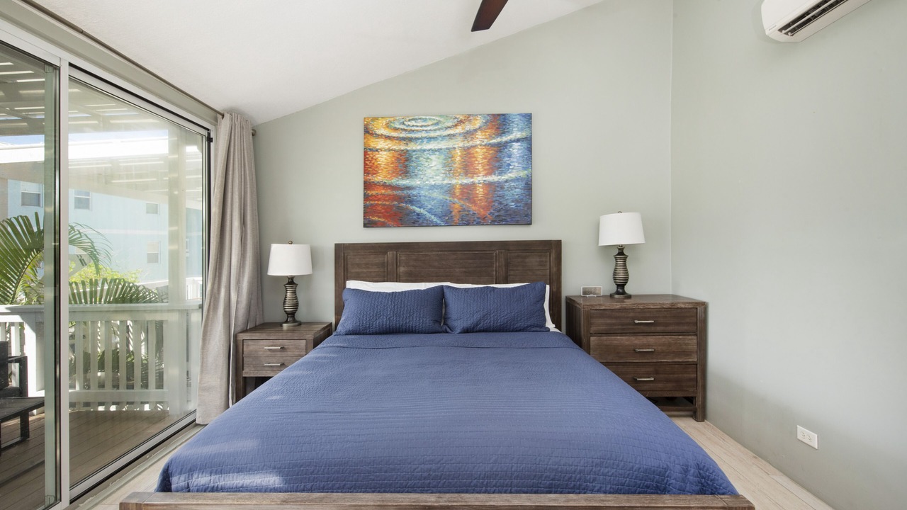 Photo of Bedroom in Seven Mile Beach
