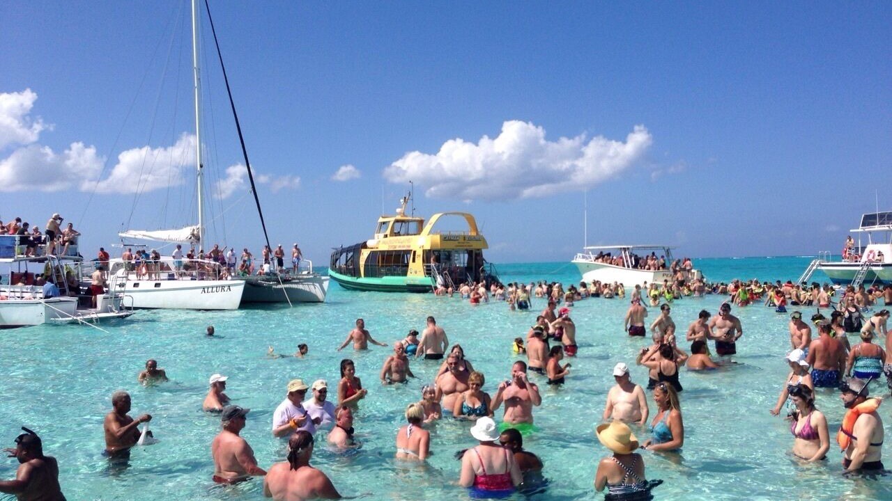 Photo of Others in Seven Mile Beach