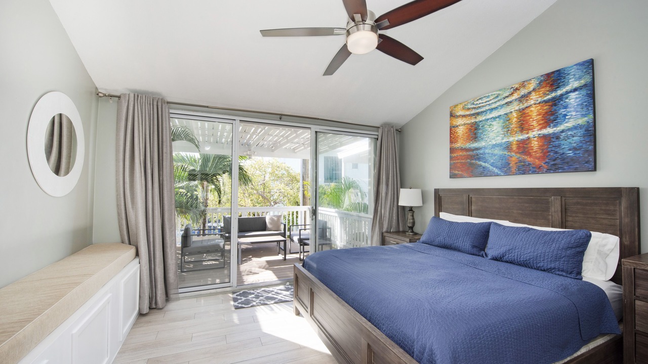 Photo of Bedroom in Seven Mile Beach