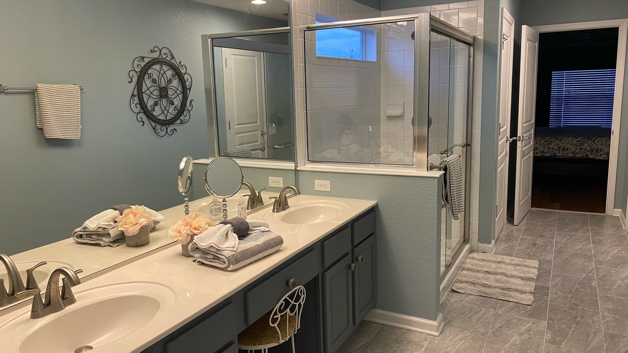 Photo of Bathroom in Windsor Hills