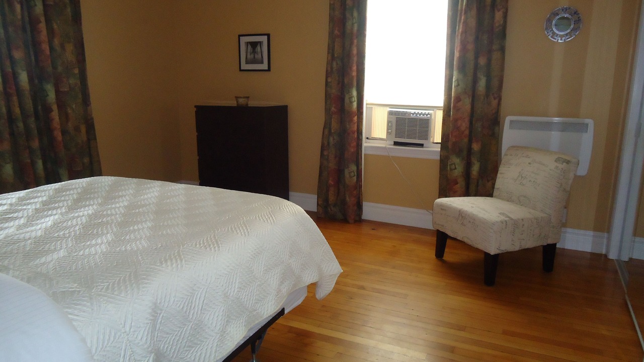 Photo of Bedroom in Queens Square