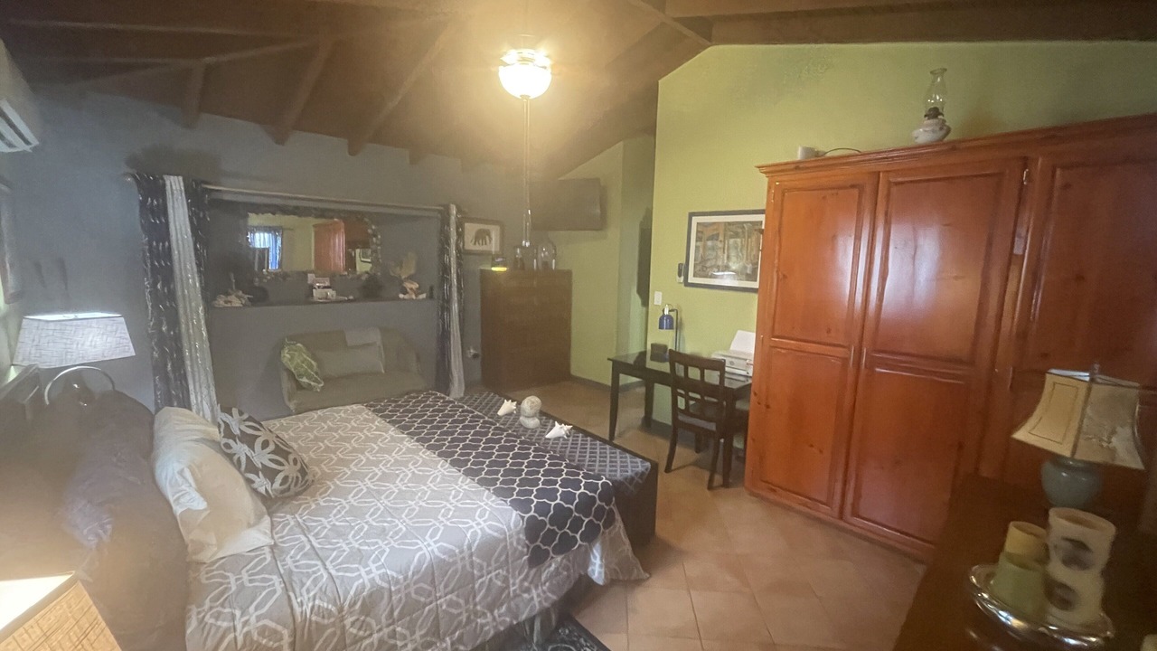 Photo of Bedroom in Cul de Sac