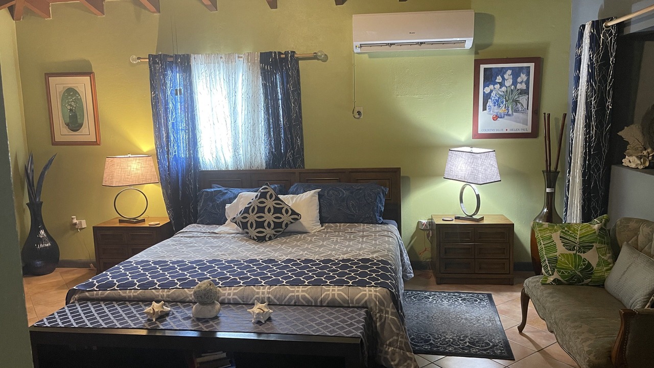 Photo of Bedroom in Cul de Sac