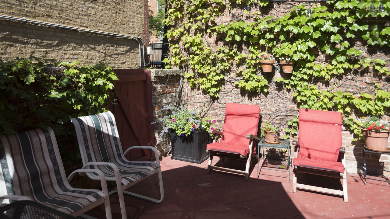 Photo of Patio Balcony in Mid-North District
