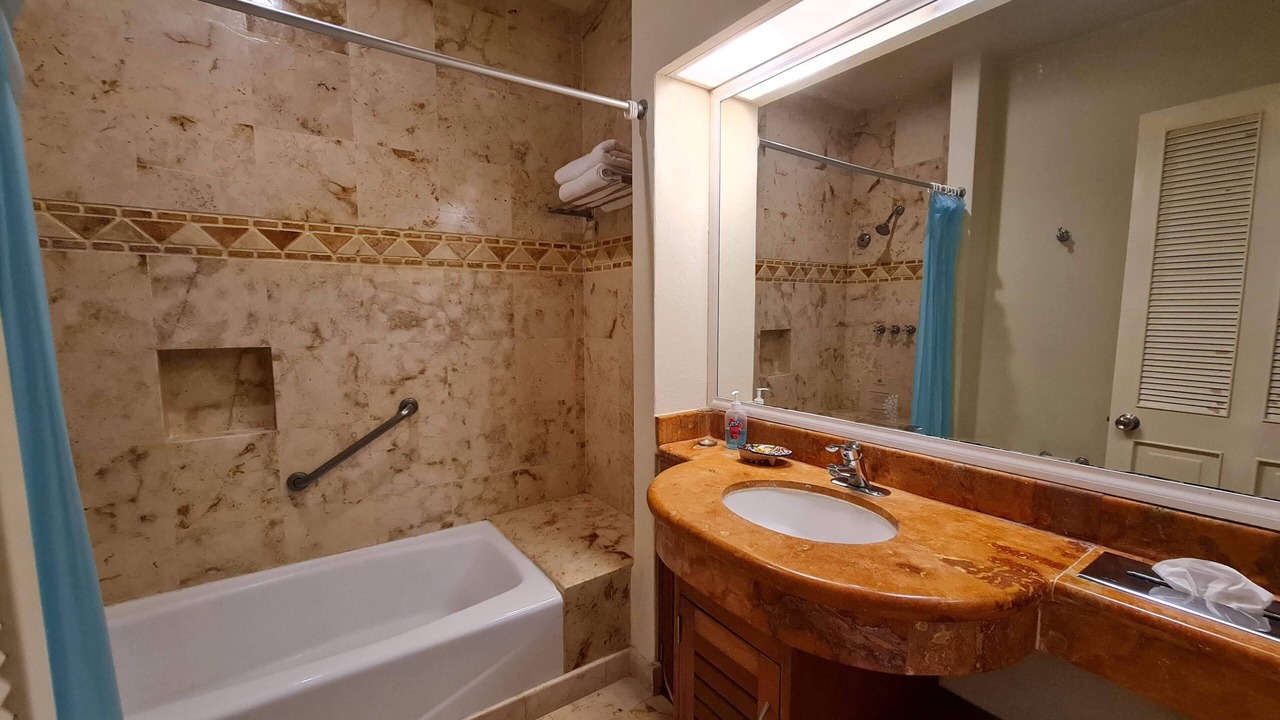Photo of Bathroom in Playacar Fase I
