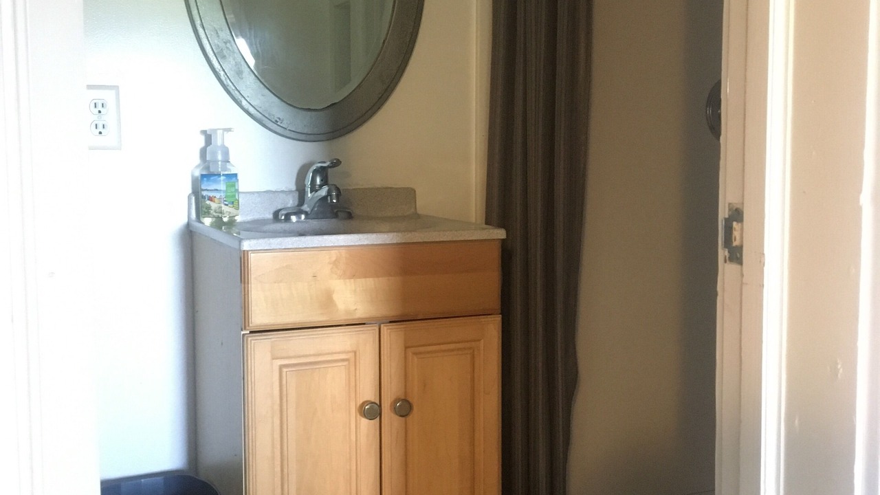 Photo of Bathroom in Coopersville