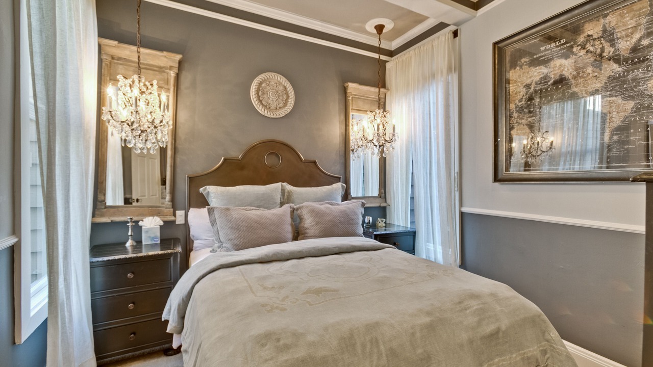 Photo of Bedroom in Lower Pacific Heights