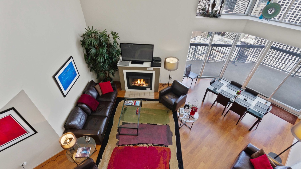 Photo of Livingroom in Downtown Chicago