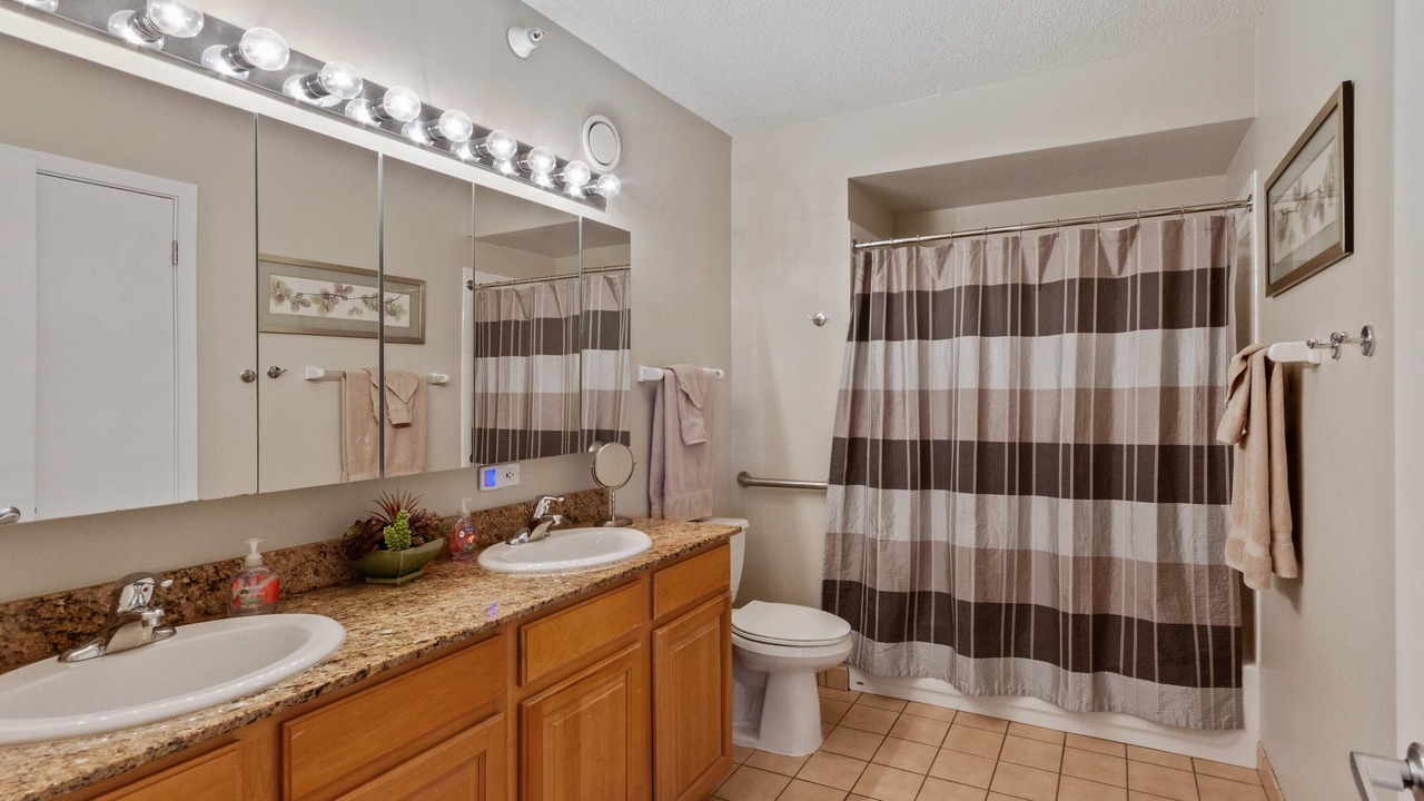 Photo of Bathroom in Downtown Chicago