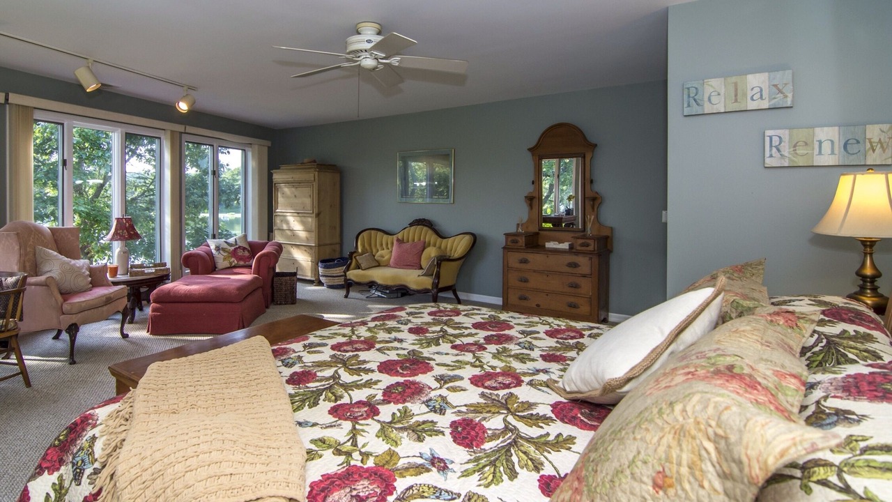 Photo of Bedroom in Shelter Island Heights