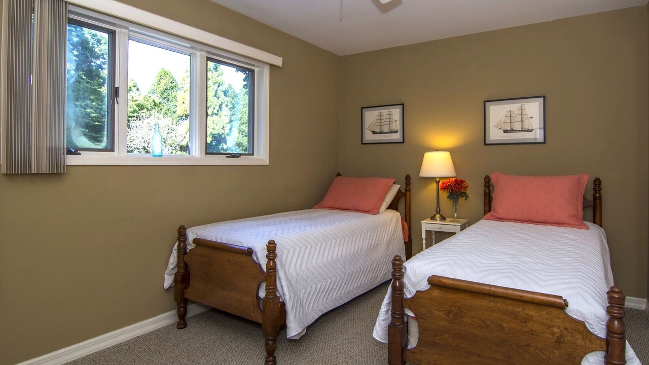 Photo of Bedroom in Shelter Island Heights