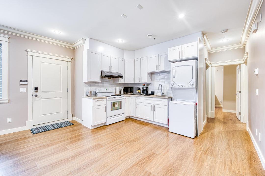 Photo of Kitchen in Arbutus Ridge