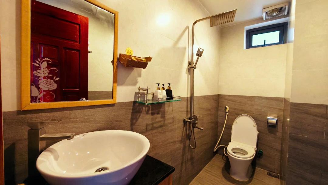 Photo of Bathroom in Cam An