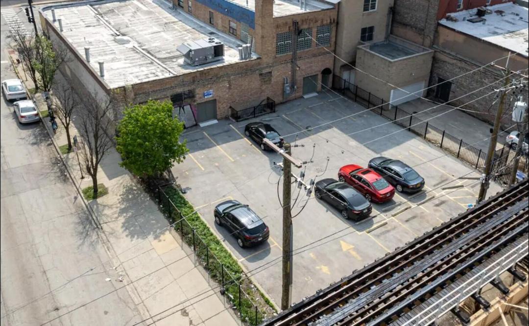 Photo of Others in Near South Side