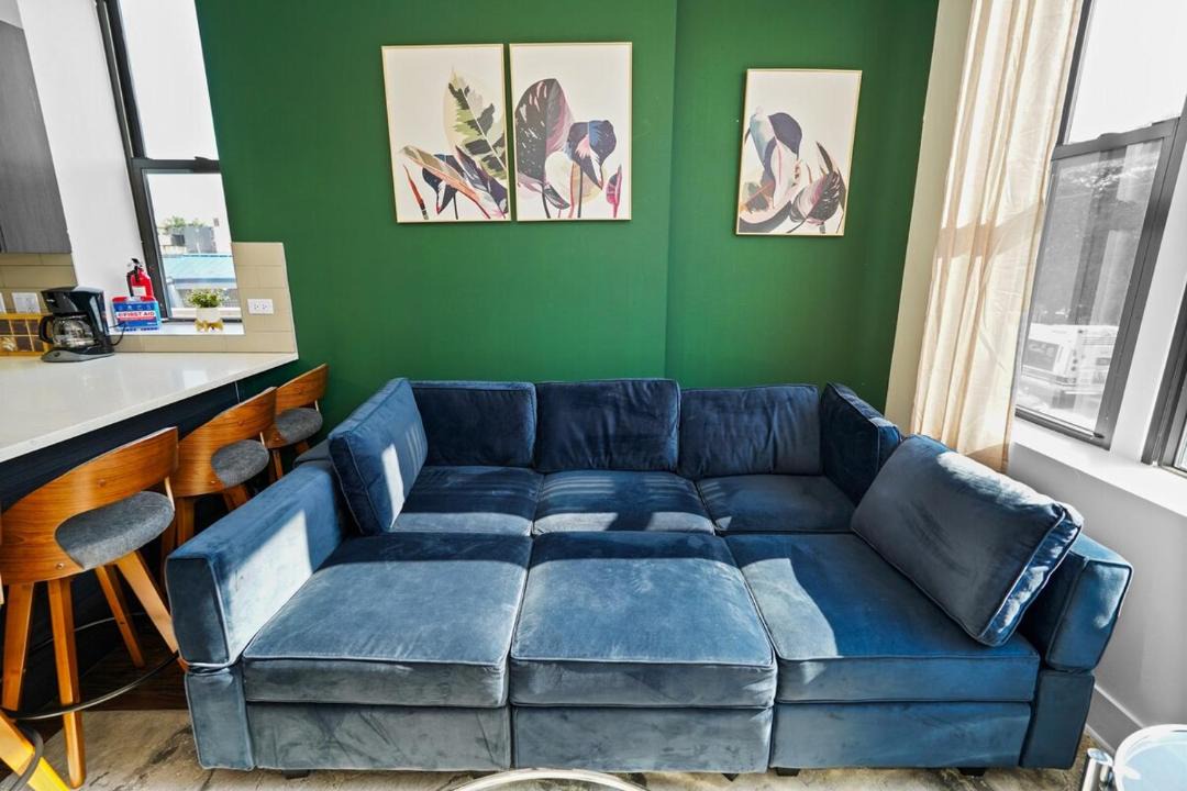 Photo of Livingroom in Near South Side