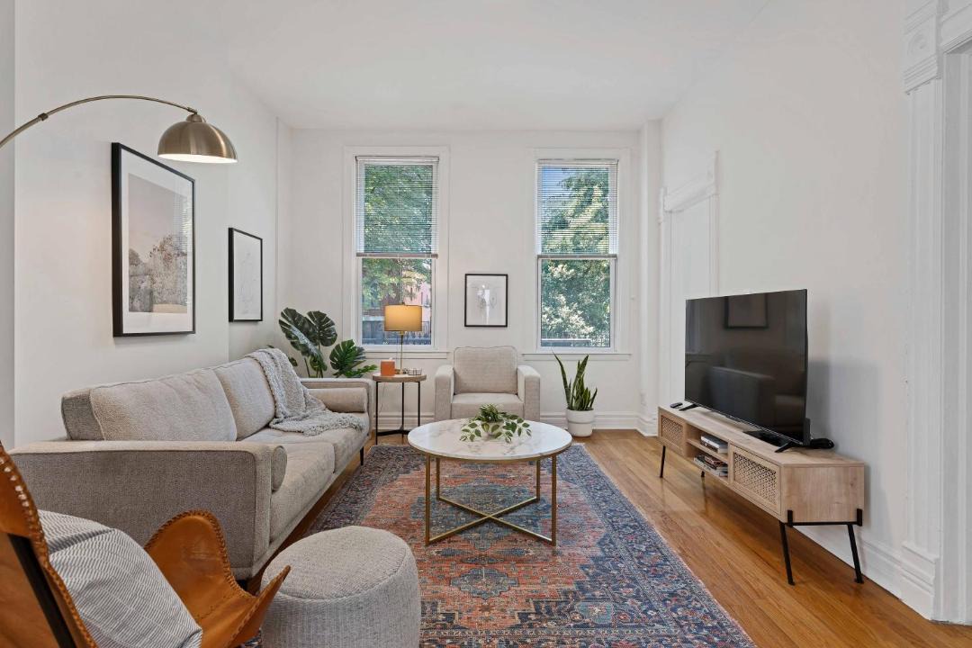 Photo of Livingroom in Tri-Taylor