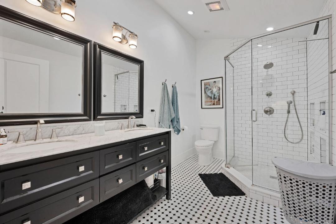 Photo of Bathroom in West Town
