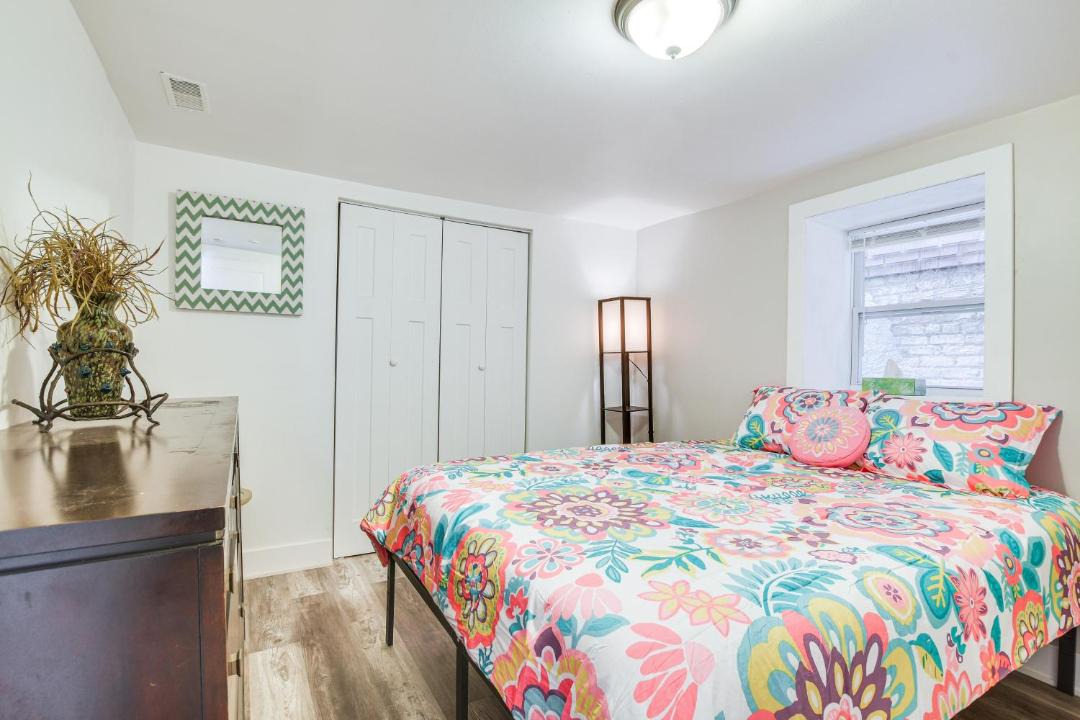 Photo of Bedroom in Woodlawn
