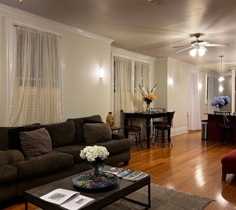 Photo of Livingroom in Broadmoor