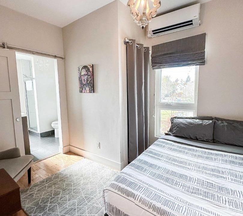 Photo of Bedroom in Burns Park