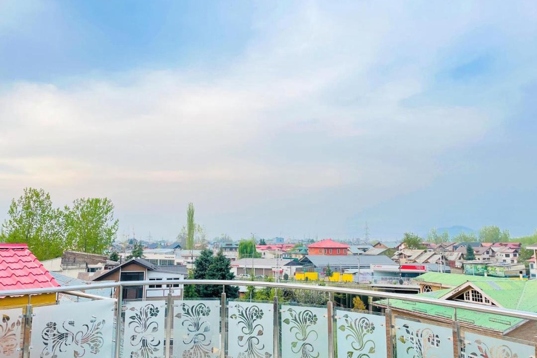 Photo of Others in Srinagar