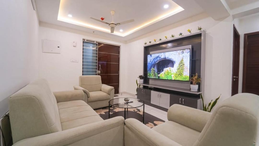 Photo of Livingroom in Nanakram Guda