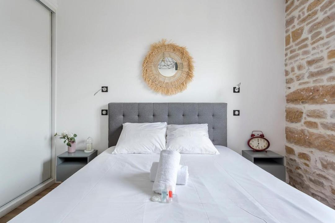Photo of Bedroom in 1st Arrondissement