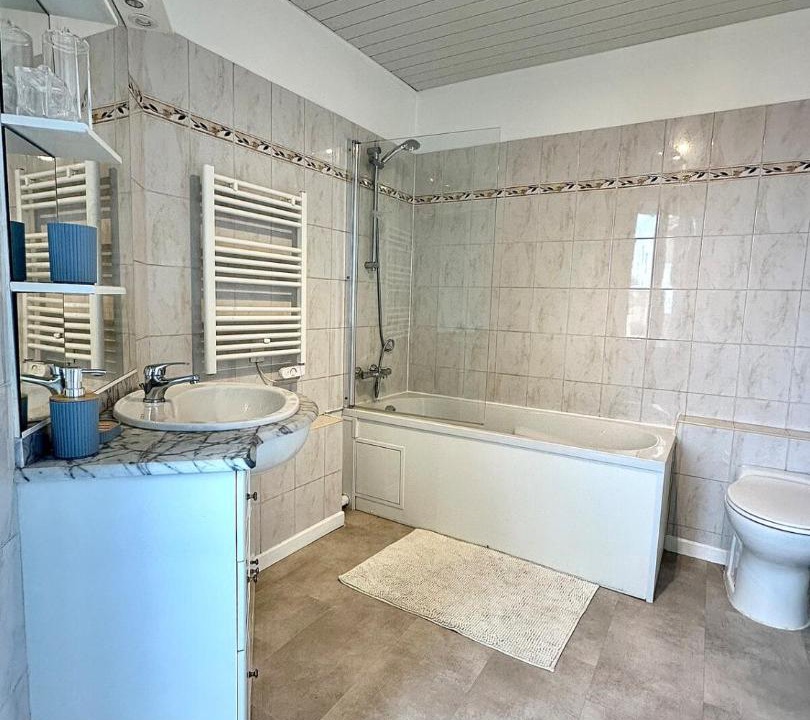 Photo of Bathroom in Bourg-les-Valence