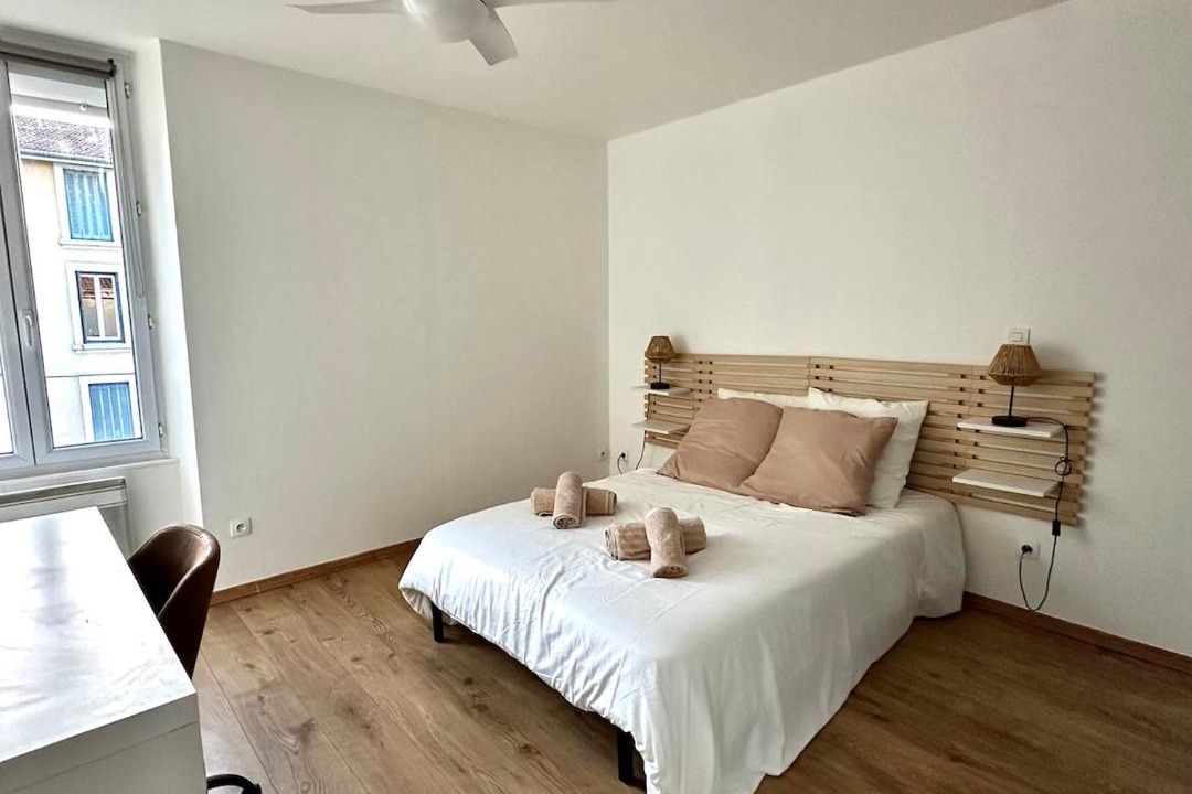 Photo of Bedroom in Bourg-les-Valence