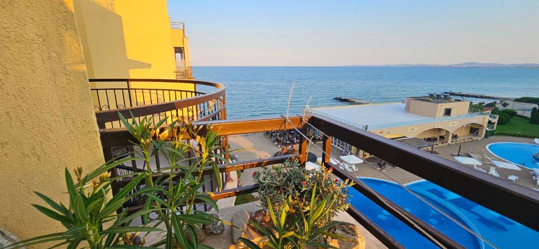 Photo of Patio Balcony in Aheloy