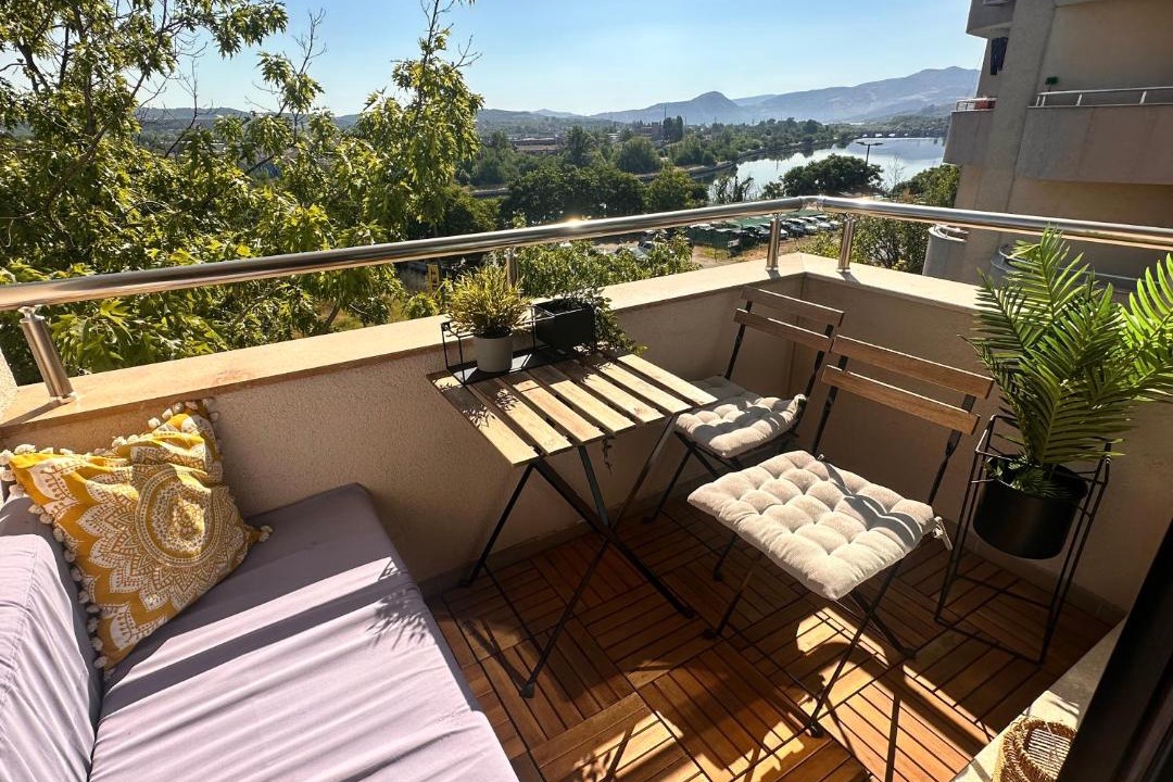 Photo of Patio Balcony in Dalgopo