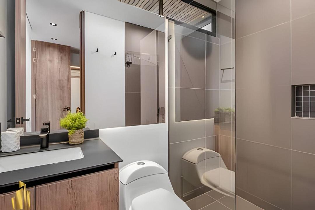 Photo of Bathroom in La Florida