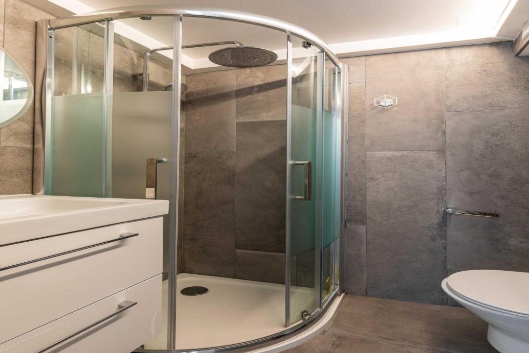 Photo of Bathroom in Lyon City Centre