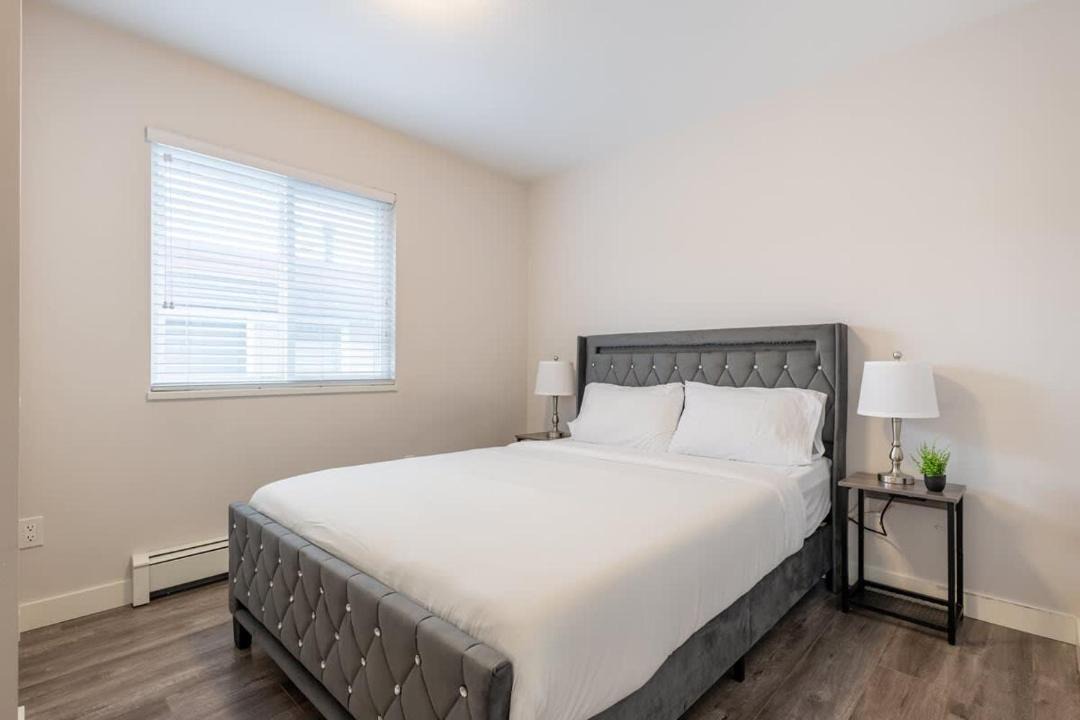 Photo of Bedroom in Sunset