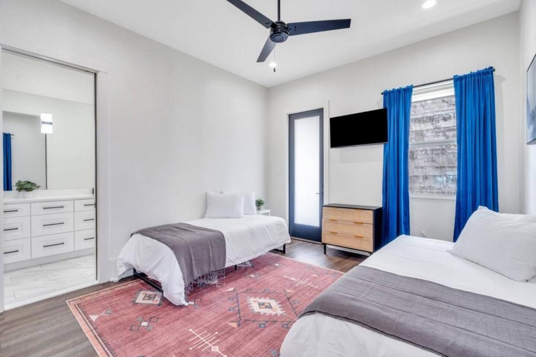 Photo of Bedroom in Tulane - Gravier