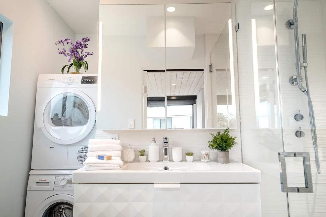 Photo of Bathroom in Mar Vista