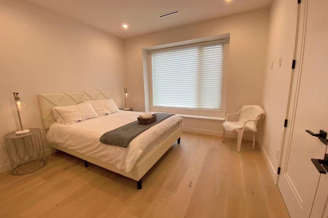 Photo of Bedroom in Arbutus Ridge