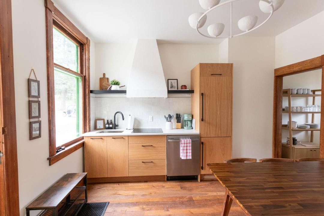 Photo of Kitchen in Golden