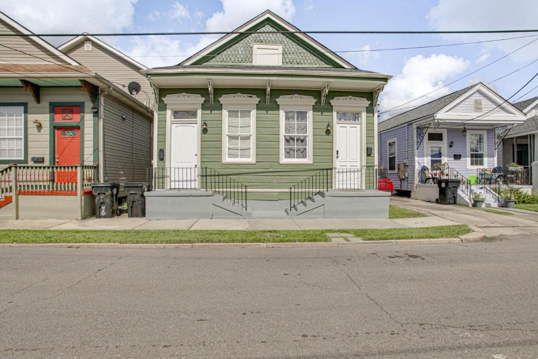 Photo of Others in Freret