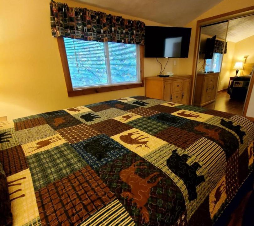 Photo of Bedroom in Chalet Village