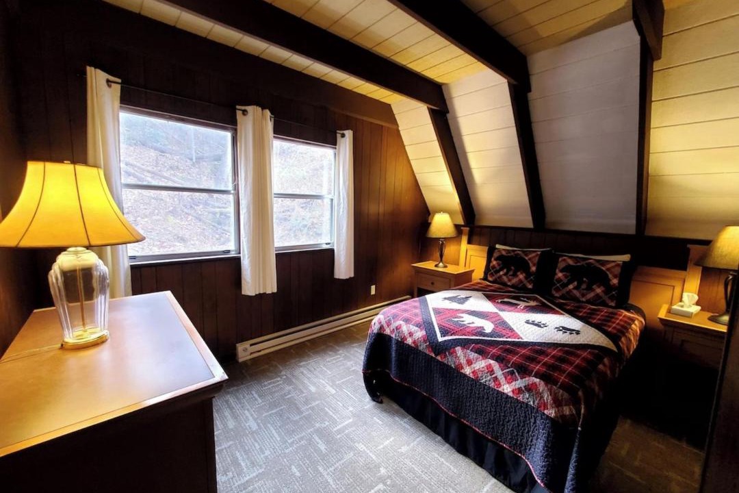 Photo of Bedroom in Chalet Village
