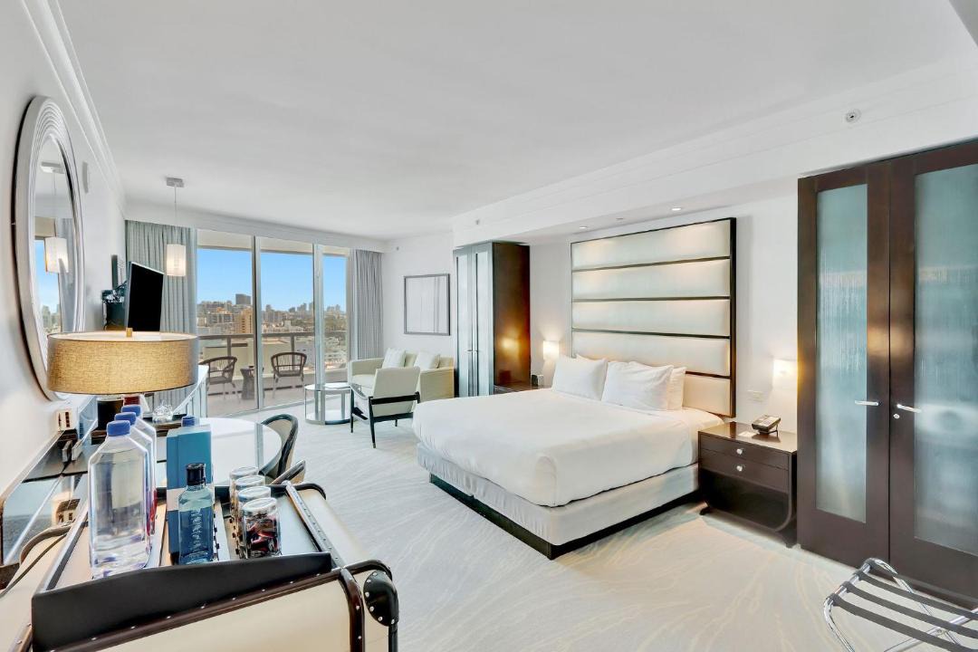 Photo of Bedroom in Mid Beach