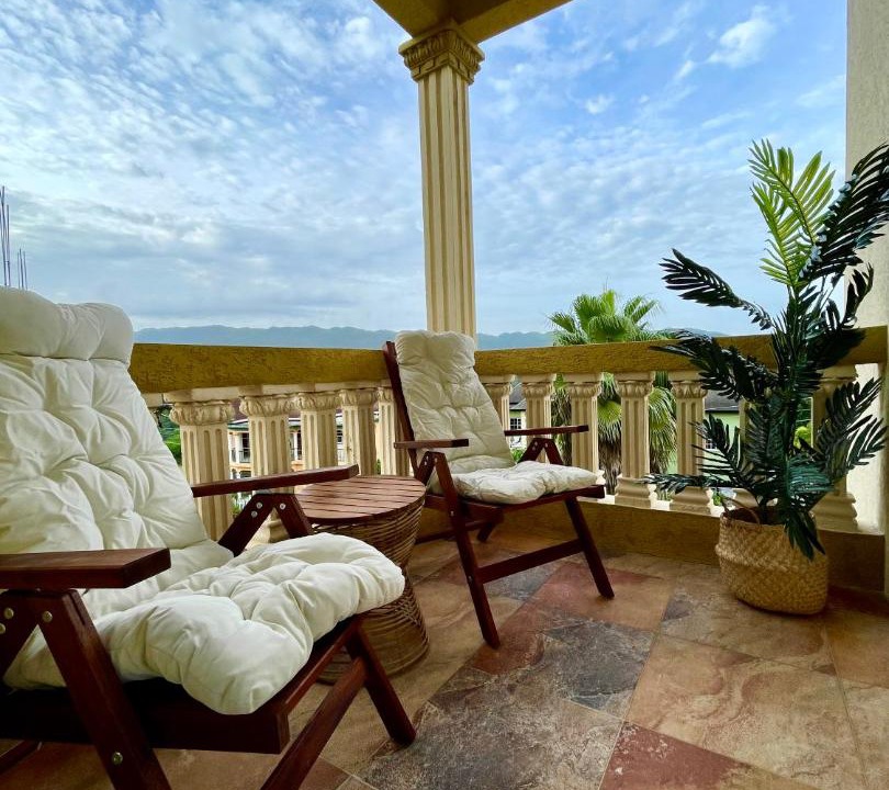 Photo of Patio Balcony in West Gate Hills