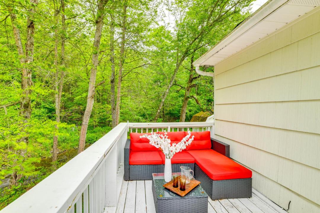 Photo of Patio Balcony in Roscoe